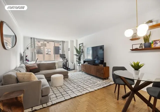 1st image of 170 E 87Th St #E7F, New York, NY 10128 | MLS# RLS20095076