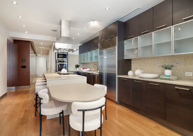 4th image of 157 E 84Th St #PH, New York City, NY 10028 | MLS# RLS20095082
