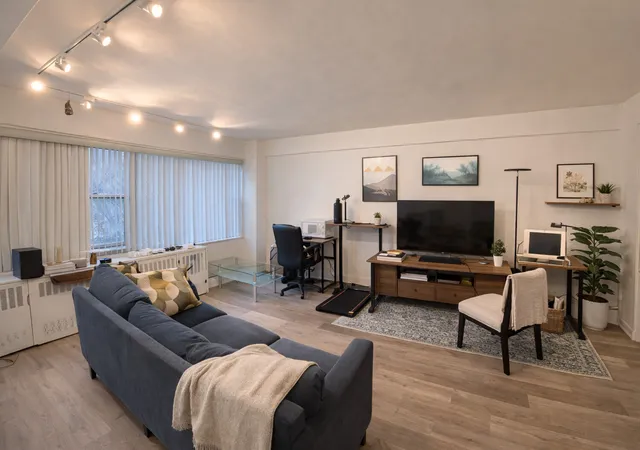 Photo 2 of Condo for sale at 333 E 46th Street #4J, New York, NY 10017 | MLS# RLS20095165 | Listing updated on 2026-06-30