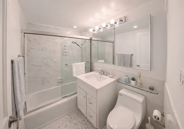 Photo 3 of House for sale at 333 E 46th Street #4J, New York, NY 10017 | MLS# RLS20095165 | Listing updated on 2026-06-30