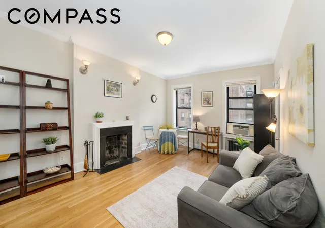 Listing Photo 3 - Condo for sale in building located at 342 E 50Th St, New York City, NY 10022 - Unit #2B