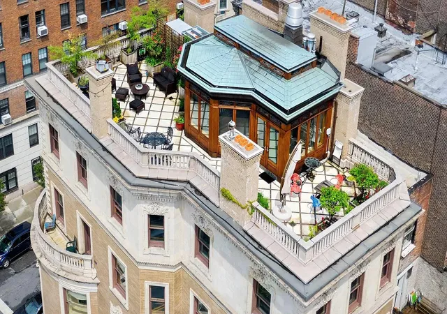 35th image of 25 Riverside Dr, New York, NY 10023 | MLS# RLS20095231
