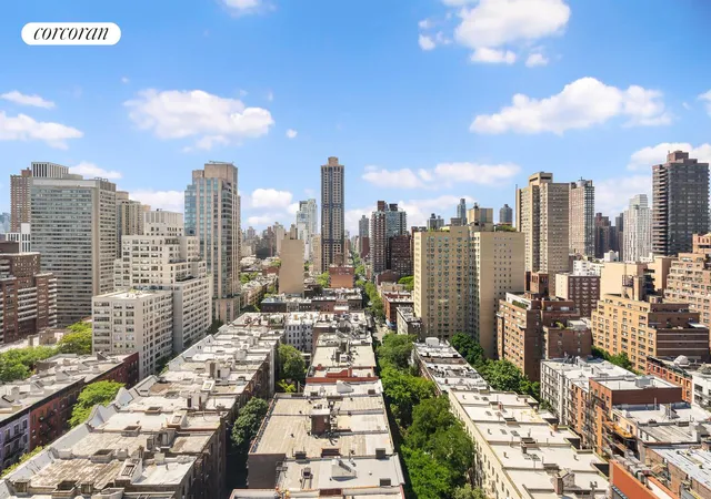 2nd image of 90 E End Ave, New York, NY 10028