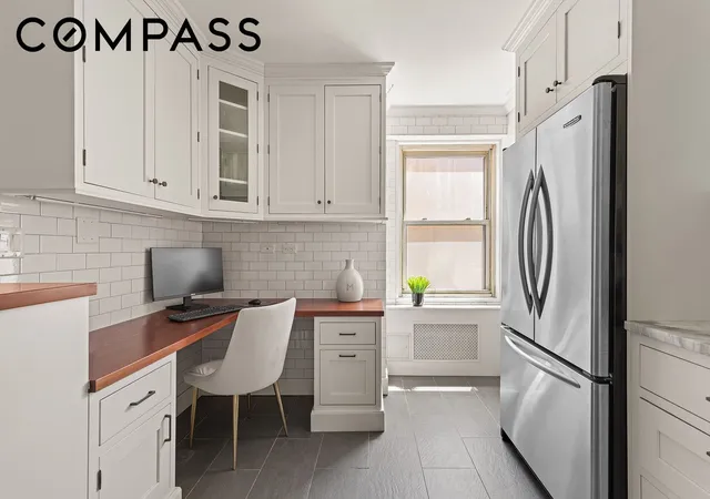 Listing Photo 4 - Condo for sale in building located at 400 E 85Th St, New York City, NY 10028 - Unit #4L