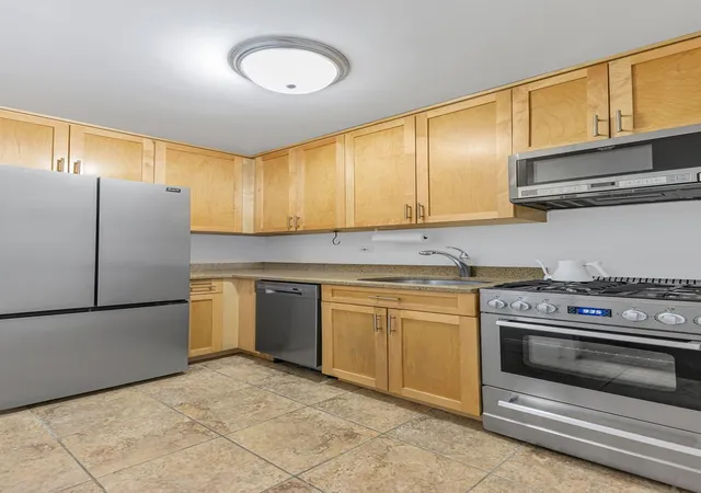 5th image of 305 E 24Th St #15-L, New York City, NY 10010 | MLS# RLS20095469