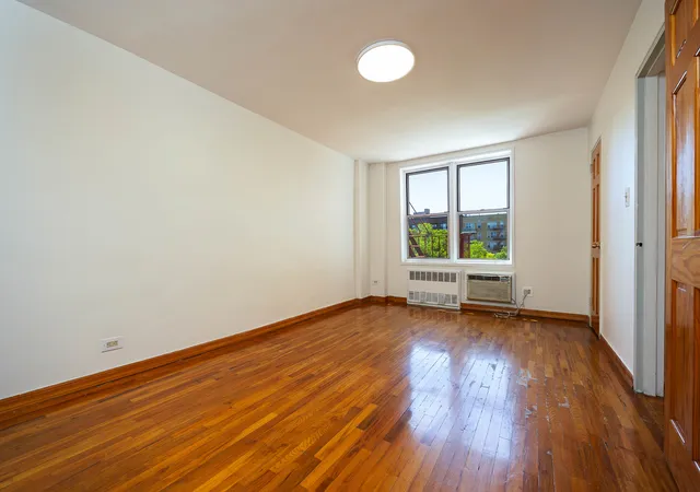 2nd image of 525 Ocean Pkwy, Brooklyn, NY 11218