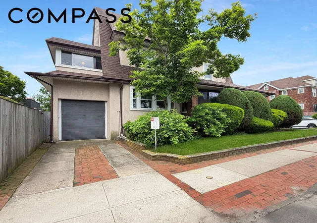 Photo 3 of Single family home for sale at 3829 Beach 38th St, Brooklyn, NY 11224 | MLS# RLS20095380 | Listing updated on 2026-07-26