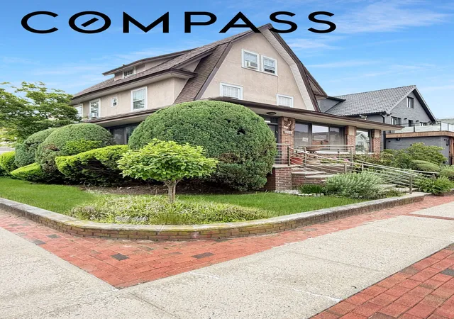 Photo 3 of Single family home for sale at 3829 Beach 38th St, Brooklyn, NY 11224 | MLS# RLS20095380 | Listing updated on 2026-07-26