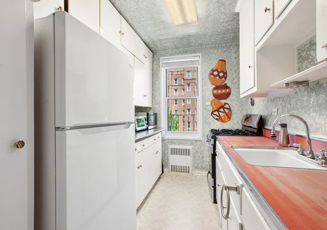 3rd image of 112-20 72Nd Dr #C27, Forest Hills, NY 11375 | MLS# RLS20095619