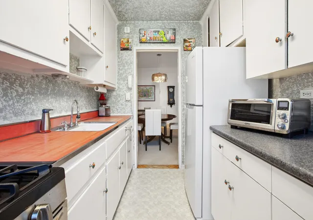 4th image of 112-20 72Nd Dr #C27, Forest Hills, NY 11375 | MLS# RLS20095619