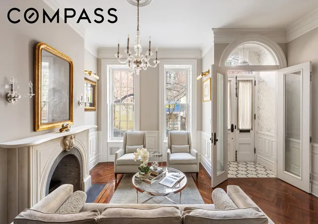 Photo 2 of Single family home for sale at 304 E 82nd Street, New York, NY 10028 | MLS# RLS20095637 | Listing updated on 2026-06-04