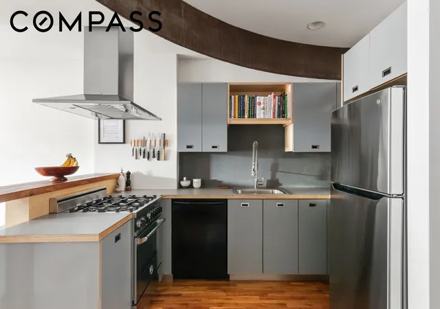 3rd image of 37 Bridge St #1E, Brooklyn, NY 11201 | MLS# RLS20095643