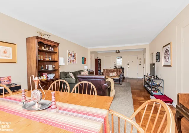 4th image of 2711 Henry Hudson Pkwy, New York, NY 10463