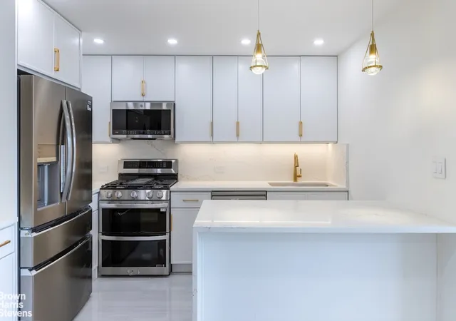 5th image of 555 Kappock St #12G, New York City, NY 10463 | MLS# RLS20095704