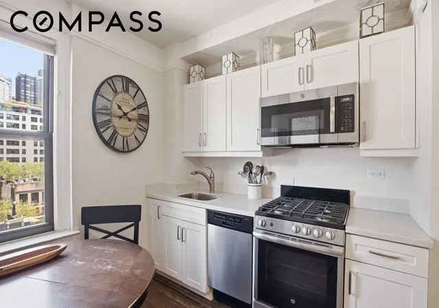 Photo 3 of Condo for sale at 10 Mitchell Pl #9F, New York, NY 10017 | MLS# RLS20095751 | Listing updated on 2026-07-19
