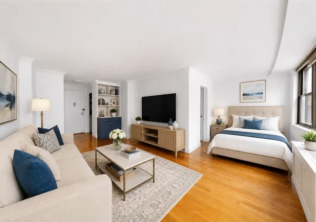 1st image of 225 E 36th St #9D, New York, NY 10016 | MLS# RLS20095806
