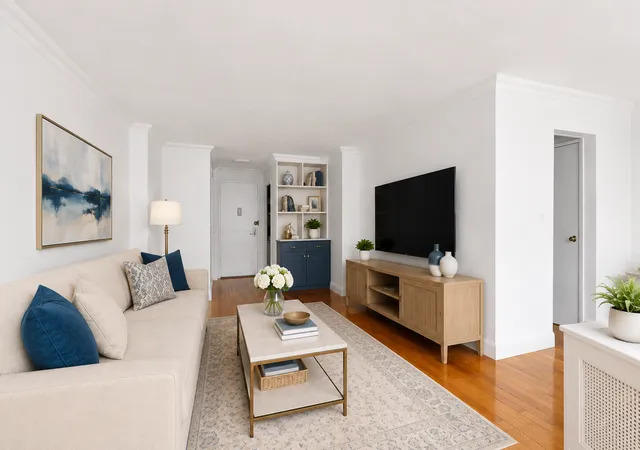 2nd image of 225 E 36th St #9D, New York, NY 10016 | MLS# RLS20095806