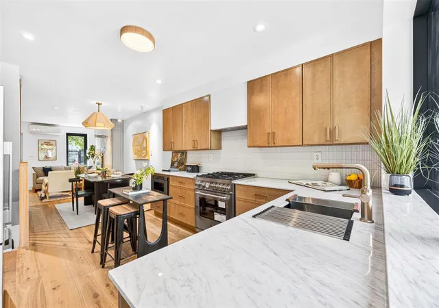 Photo 3 of Sale Pending at 205a Chauncey St, New York City, NY 11233 | MLS# RLS20095809 | Listing updated on 2026-08-29