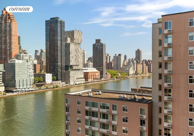 4th image of 555 Main St #1602, New York City, NY 10044 | MLS# RLS20095813