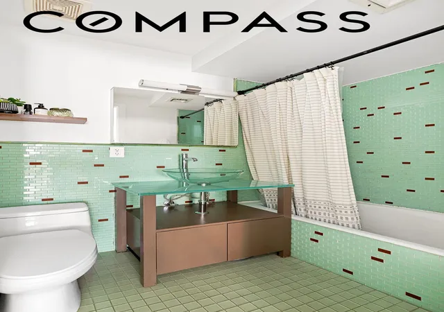 Listing Photo 4 - Condo for sale in building located at 133 Sterling Pl, New York City, NY 11217 - Unit #1D