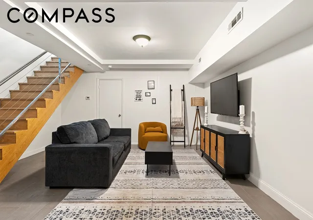 Listing Photo 5 - Condo for sale in building located at 133 Sterling Pl, New York City, NY 11217 - Unit #1D