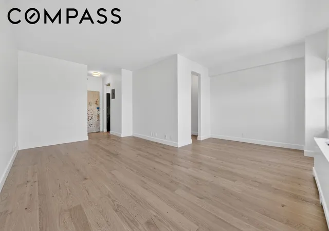 4th image of 160 W End Ave, New York, NY 10023