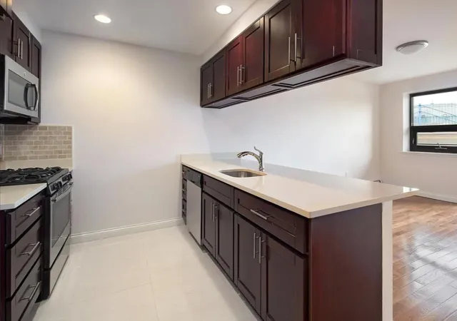 Homes for sale in New York City, NY | 456 W 167Th St #6G, New York City, NY 10032 | MLS# RLS20095844
