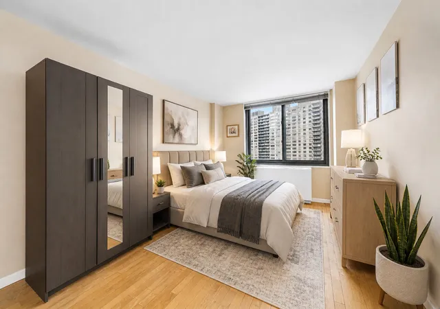 Photo 3 of House for sale at 2025 Broadway #17A, New York, NY 10023 | MLS# RLS20095888 | Listing updated on 2026-07-26