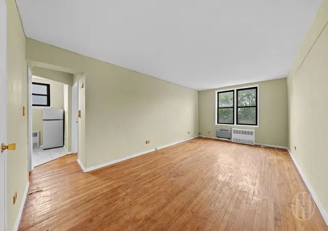 3rd image of 50-21 39Th Pl #3B, Sunnyside, NY 11104 | MLS# RLS20095891
