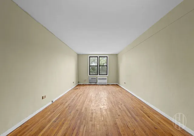 4th image of 50-21 39Th Pl #3B, Sunnyside, NY 11104 | MLS# RLS20095891