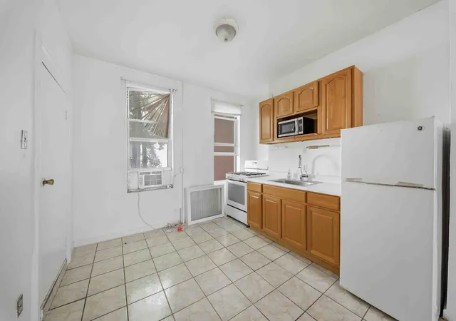Photo 4 of Townhouse for sale at 59 Duffield St, Brooklyn, NY 11201 | MLS# RLS20095908 | Listing updated on 2026-06-13