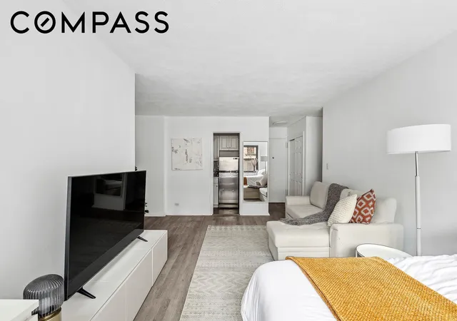 Photo 2 of Townhouse for sale at 110 E 36th Street #5B, New York City, NY 10016 | MLS# RLS20095919 | Listing updated on 2026-08-02