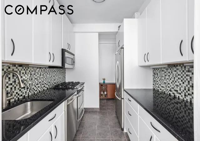 Photo 4 of House for sale at 415 E 52Nd St #9AA, New York, NY 10022 | MLS# RLS20095922 | Listing updated on 2026-06-05