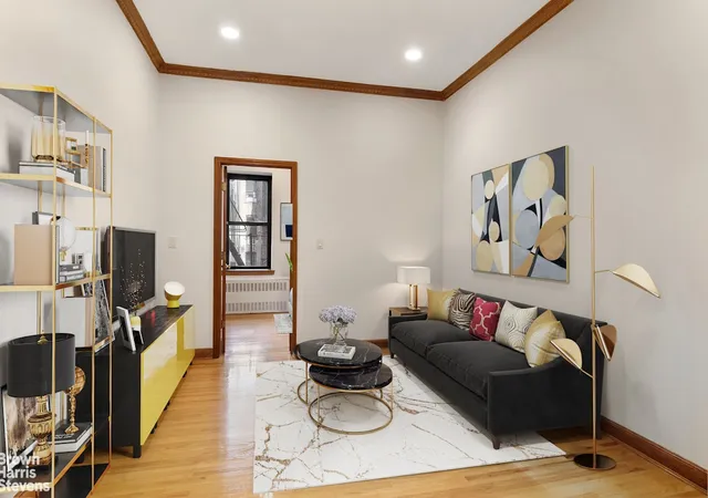3rd image of 121 E 10Th St, New York City, NY 10003