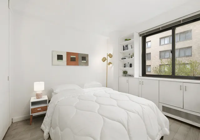 Photo 4 of Sale Pending at 16 W 16th Street #6ES, New York City, NY 10011 | MLS# RLS20096047 | Listing updated on 2026-09-01