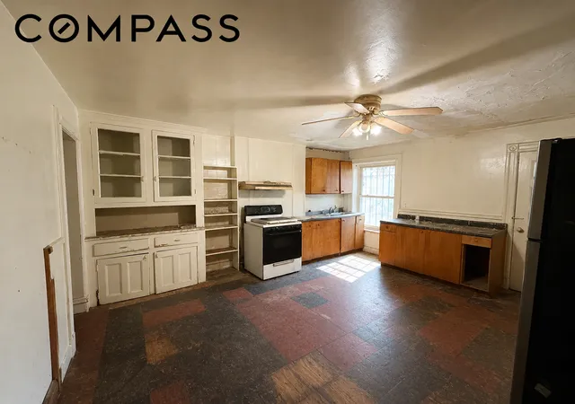 Photo 3 of Sale Pending at 897 Lincoln Pl, Brooklyn, NY 11213 | MLS# RLS20096236 | Listing updated on 2026-07-10