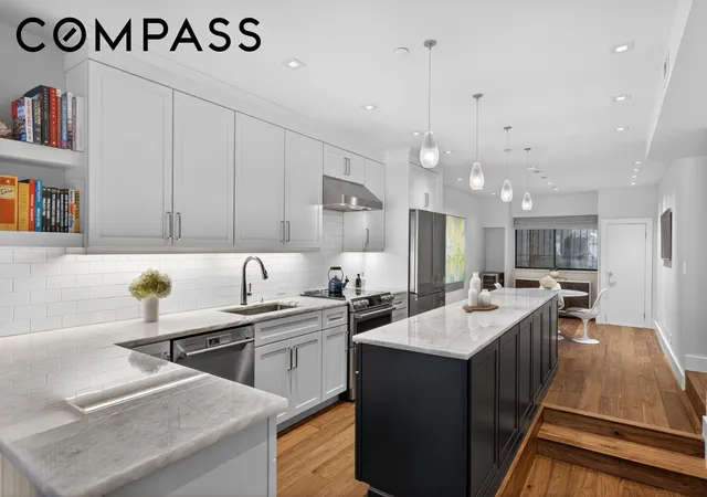 4th image of 91 E End Ave, New York City, NY 10028