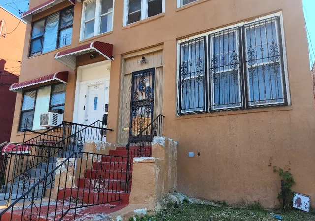 1st image of 950 E 223rd St, New York City, NY 10466 | MLS# RLS20096304