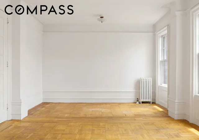 Homes for sale in New York City, NY | 37 W 93Rd St, New York City, NY 10025