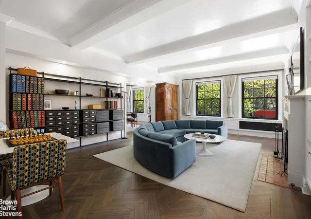 Photo 2 of Sale Pending at 940 Park Ave #2A, New York, NY 10028 | MLS# RLS20096337 | Listing updated on 2026-06-08