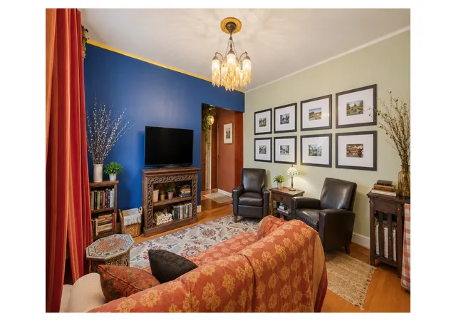 4th image of 255 Eastern Pkwy, New York City, NY 11238
