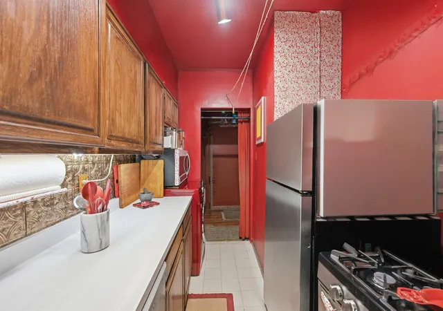 2nd image of 255 Eastern Pkwy, New York City, NY 11238