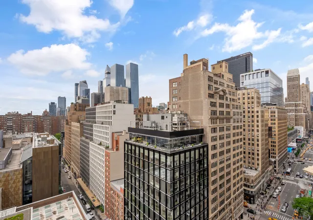 Photo 2 of Single family home for sale at 315 7th Avenue #17C, New York, NY 10001 | MLS# RLS20096425 | Listing updated on 2026-06-24