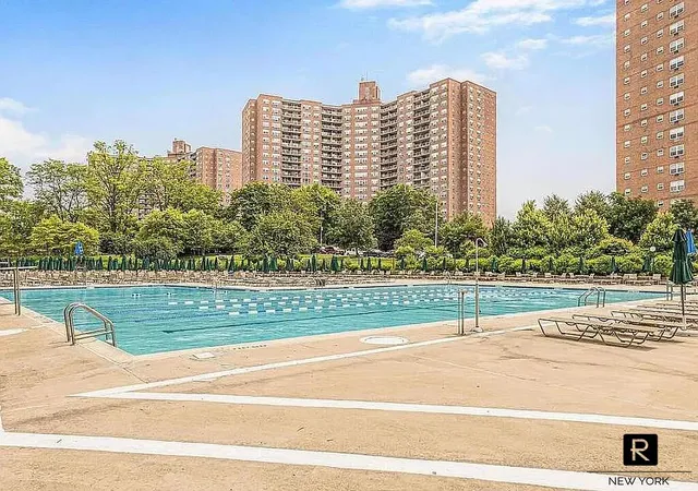 2nd image of 5800 Arlington Ave #18-J, Bronx, NY 10471 | MLS# RLS20096426