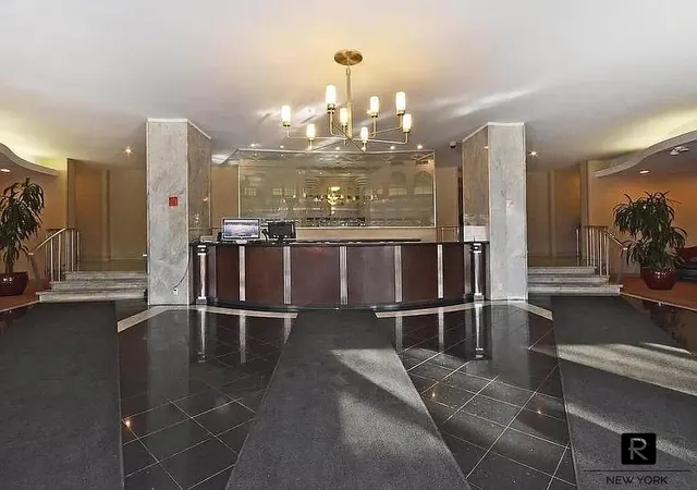 5th image of 5800 Arlington Ave #18-J, Bronx, NY 10471 | MLS# RLS20096426