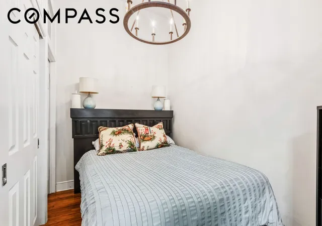 Photo 4 of House for sale at 134 W 82nd Street #2D, New York, NY 10024 | MLS# RLS20096454 | Listing updated on 2026-07-21