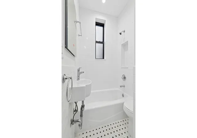 Listing Photo 5 - Condo for sale in building located at 199 Prince St, New York City, NY 10012 - Unit #18