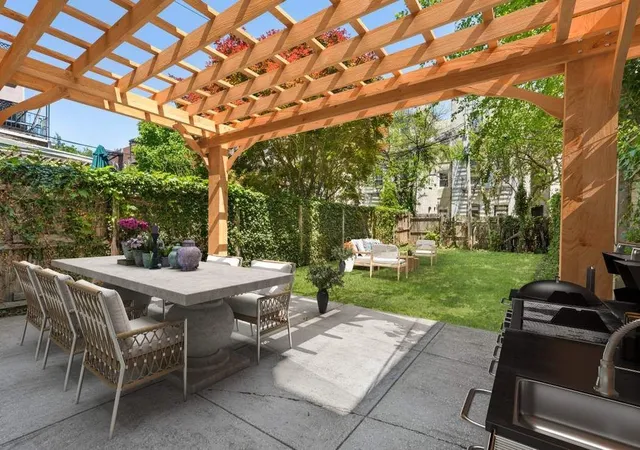 Photo 3 of Townhouse for sale at 373 16th Street #ENTIRE, Brooklyn, NY 11215 | MLS# RLS20096484 | Listing updated on 2026-06-10