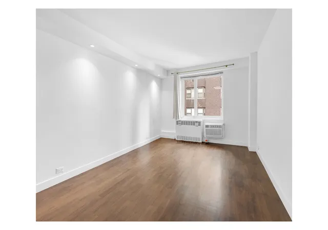 5th image of 411 E 53Rd St #14B, New York, NY 10022 | MLS# RLS20096533