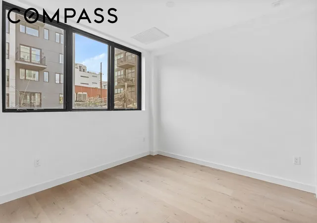 Photo 3 of House for sale at 44 Box St #2C, Brooklyn, NY 11222 | MLS# RLS20096549 | Listing updated on 2026-07-16